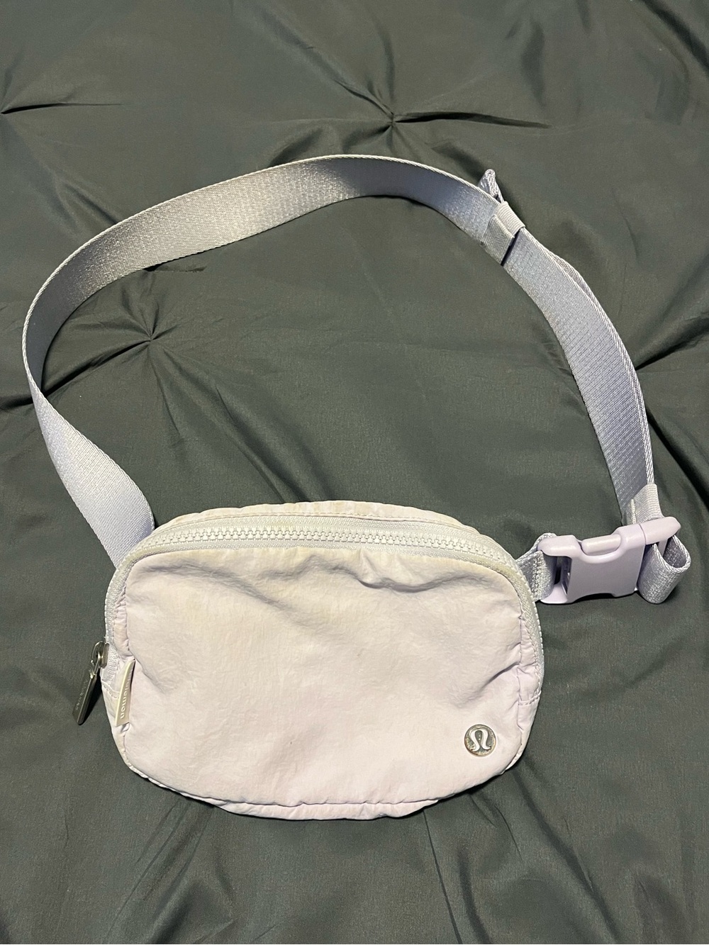 LULULEMON Everywhere Belt Bag - Faint Lavender